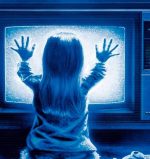 Poltergeist - Horror movies that are surprisingly family friendly - Movies you can watch with your non-horror loving parents