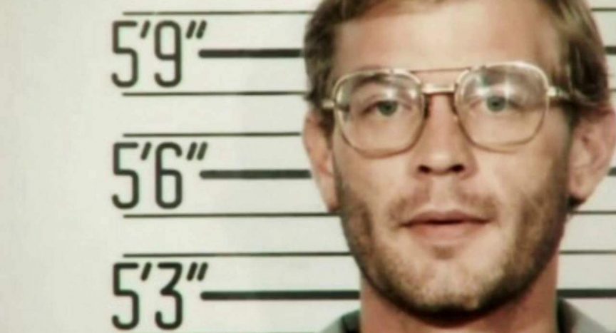 Notorious serial killer Jeffery Dahmers childhood home is up for rent.